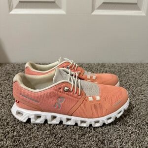 On Clouds Women Cloud 6 Shoes